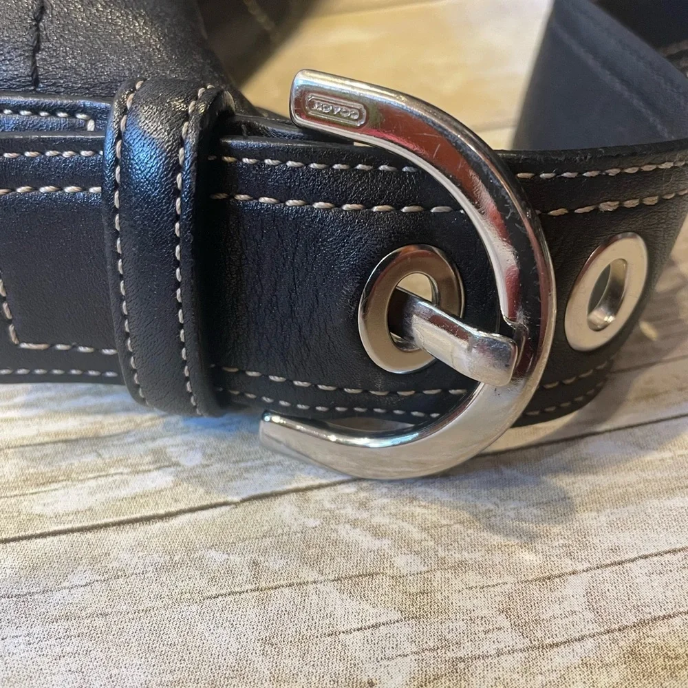 COACH Black Leather Shoulder Bag - Picture 5 of 14